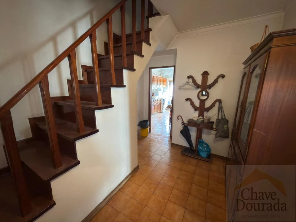 Apartamento T3 para Venda em Santo Antonio dos Olivais Foto 16