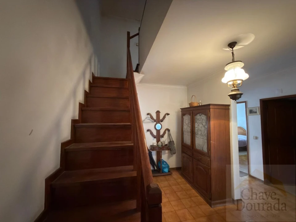 Apartamento T3 para Venda em Santo Antonio dos Olivais Foto 19