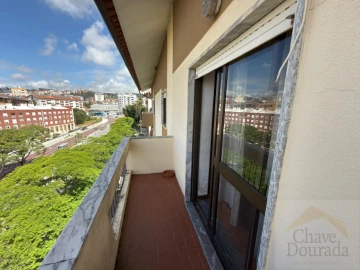 Apartamento T3 para Venda em Santo Antonio dos Olivais