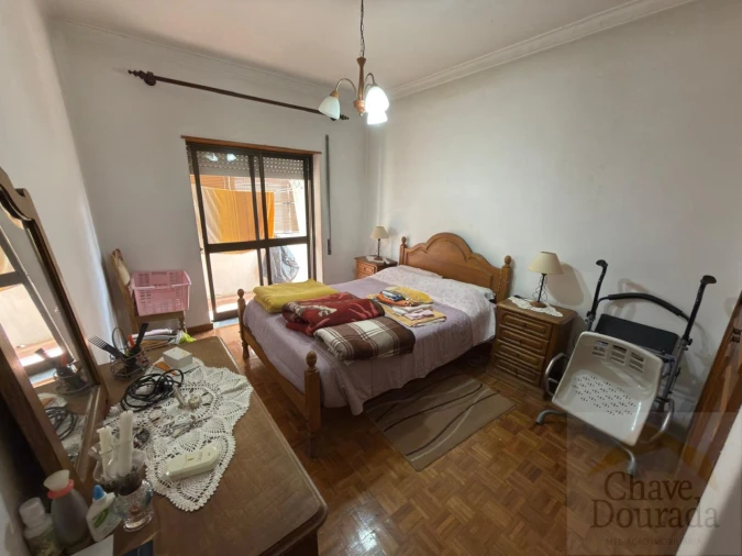 Apartamento T3 para Venda em Santo Antonio dos Olivais Foto 13