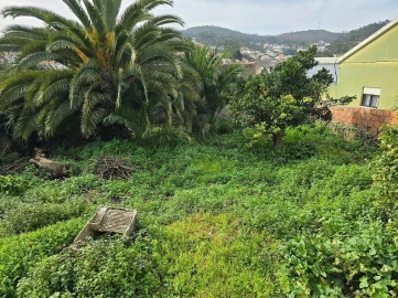 Prédio para Venda em Venda do Pinheiro e Santo Estêvão das Galés