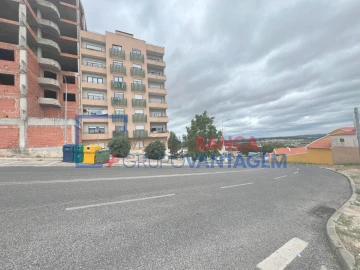 Apartamento T2 para Venda em Alenquer (Santo Estêvão e Triana)