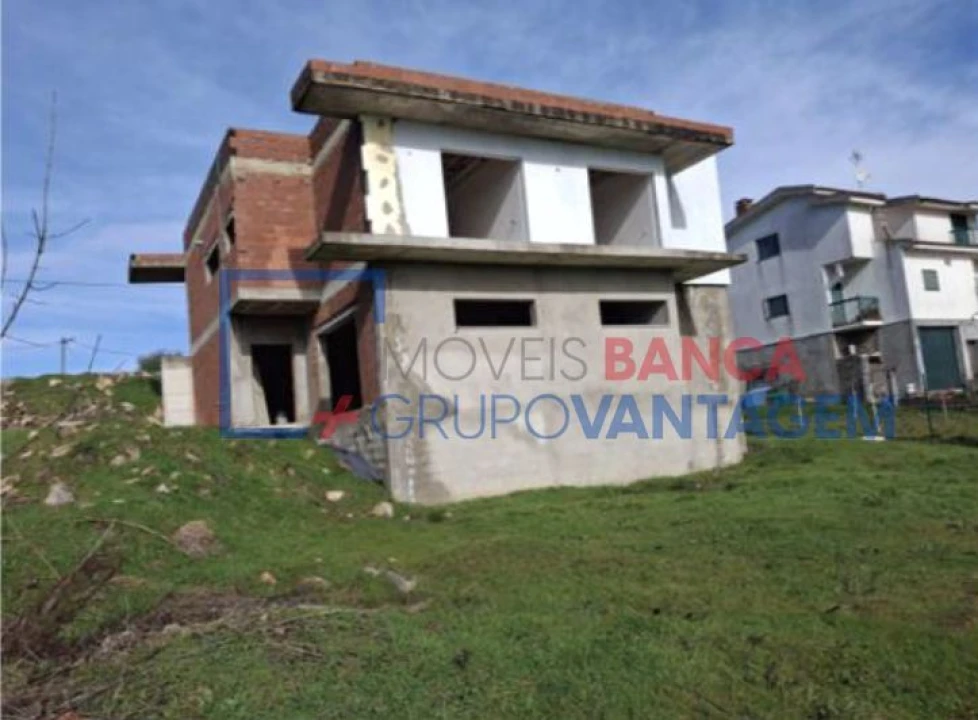 Moradia T3 para Venda em Algoso, Campo de Víboras e Uva Foto 3