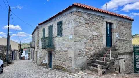 Moradia T3 para Venda em Freixo de Numão