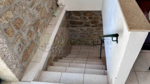 Moradia T3 para Venda em Freixo de Numão