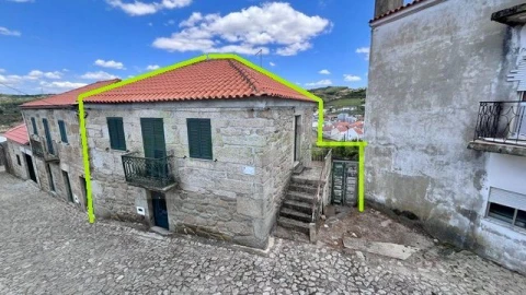 Moradia T3 para Venda em Freixo de Numão