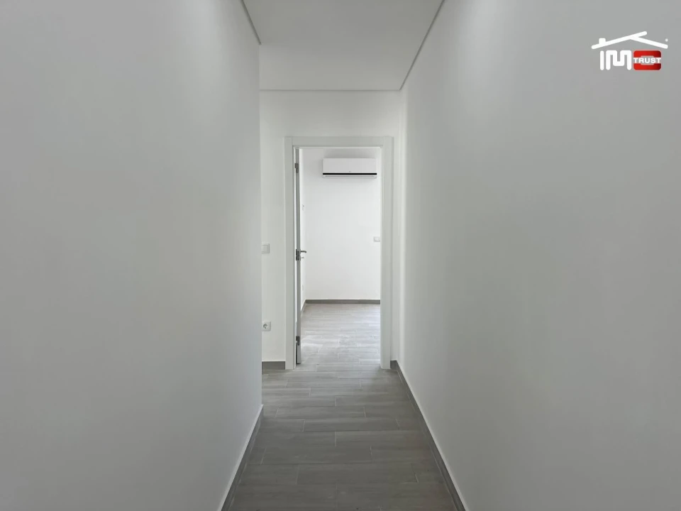 Moradia T5 para Venda em Atalaia e Alto Estanqueiro-Jardia Foto 25