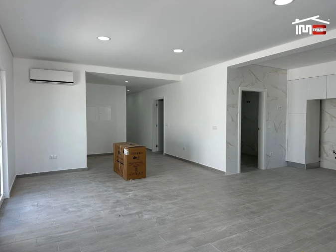 Moradia T5 para Venda em Atalaia e Alto Estanqueiro-Jardia Foto 10