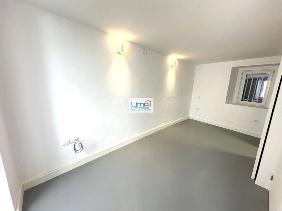 Apartamento T1 para Arrendamento em Leiria, Pousos, Barreira e Cortes Foto 11
