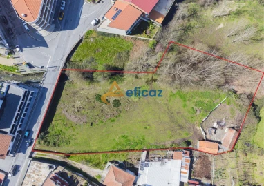 Terreno Misto para Venda em Paços de Ferreira