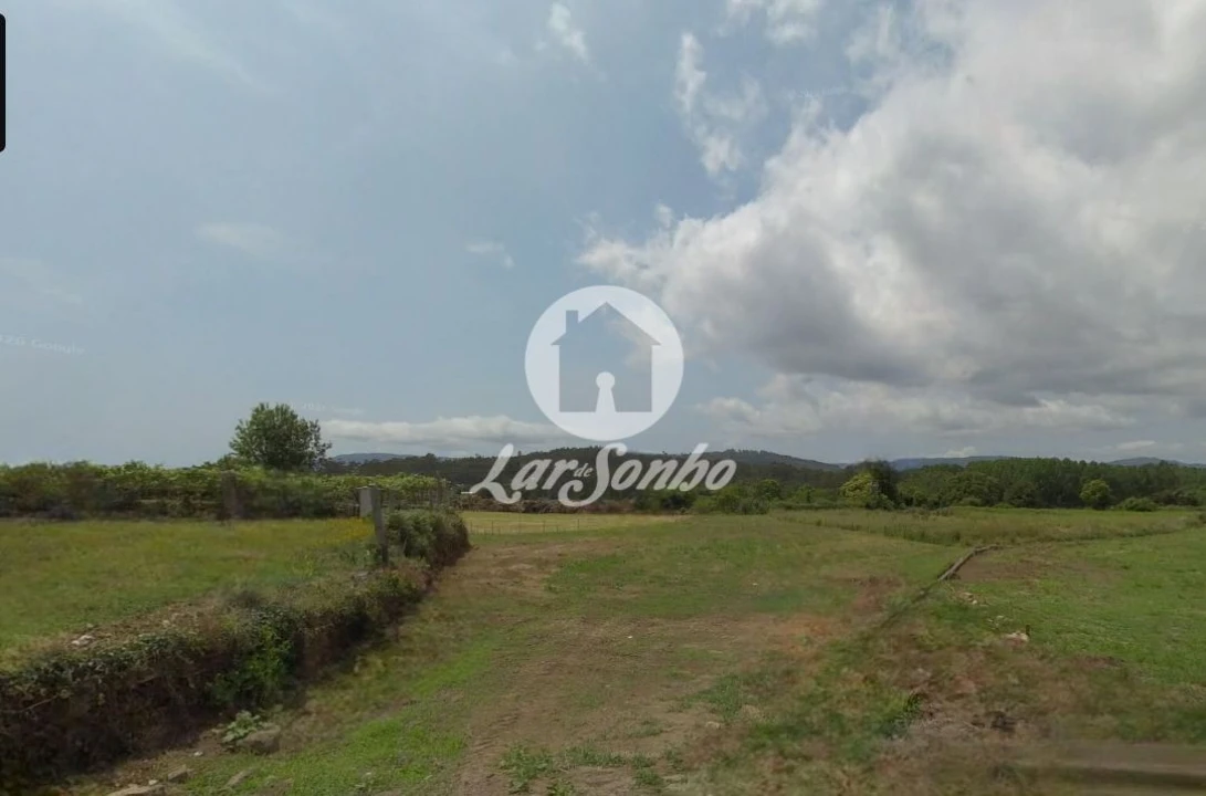 Terreno para Venda em Alheira e Igreja Nova Foto 1