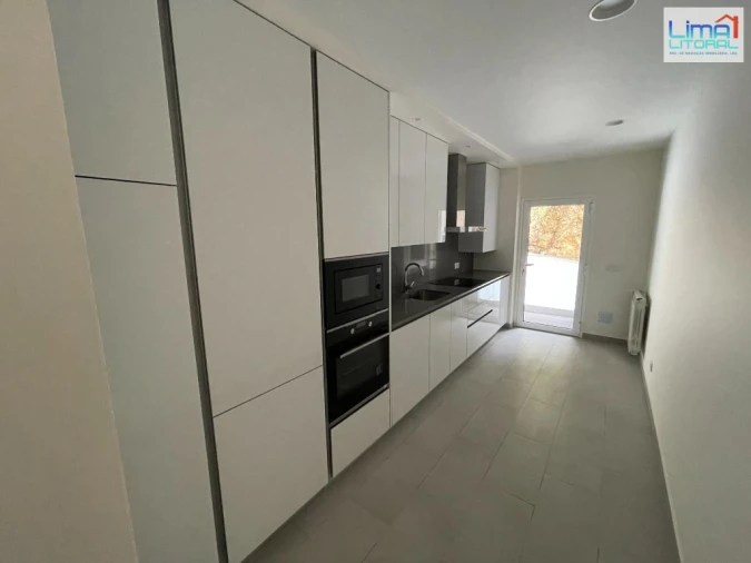 Apartamento T3 para Arrendamento em Leiria, Pousos, Barreira e Cortes Foto 5