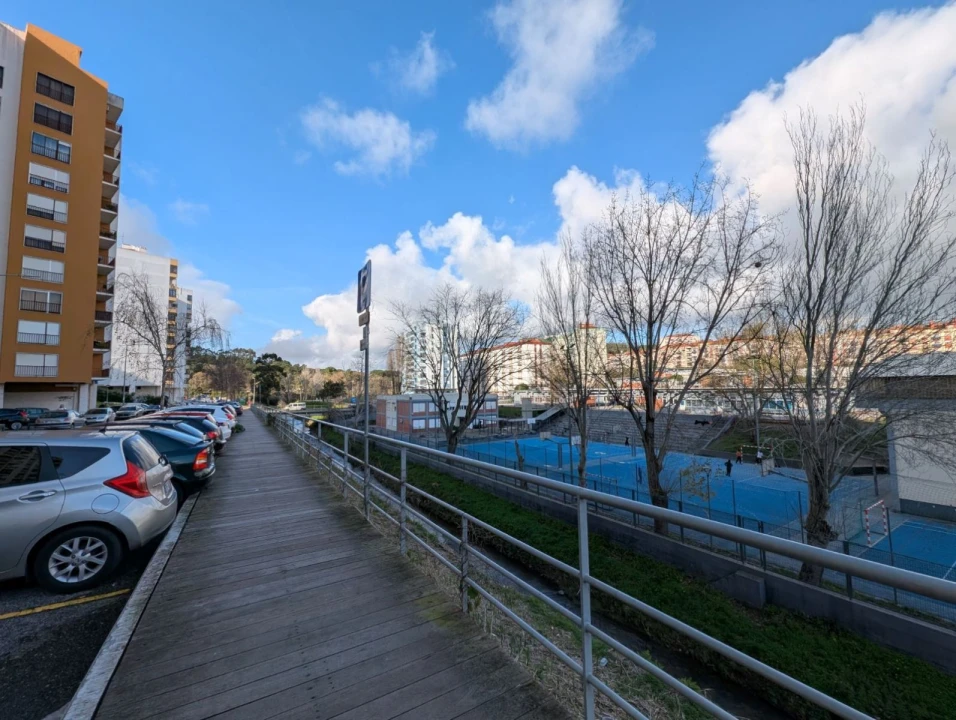 Apartamento T2 para Venda em Cacém e São Marcos Foto 4