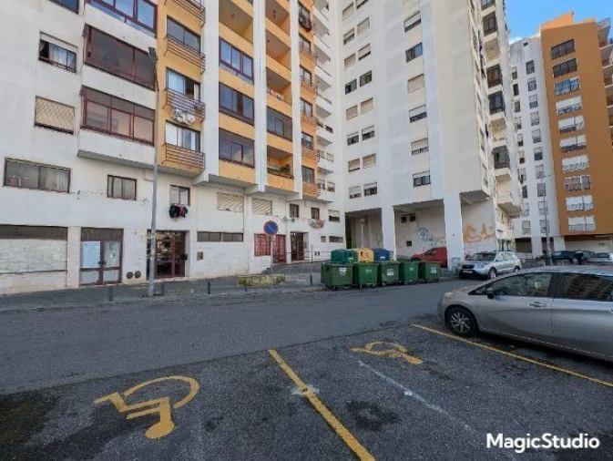 Apartamento T2 para Venda em Cacém e São Marcos Foto 5