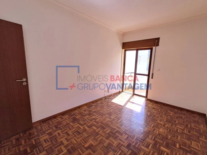 Apartamento T2 para Venda em Cacém e São Marcos Foto 19