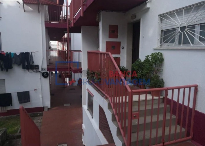 Apartamento T3 para Venda em Queluz e Belas Foto 3