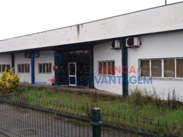 Armazém para Venda em Cantanhede e Pocariça