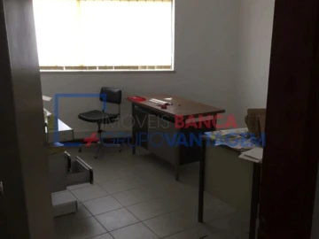 Armazém para Venda em Cantanhede e Pocariça