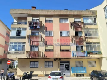Apartamento T2 para Venda em Agualva e Mira-Sintra