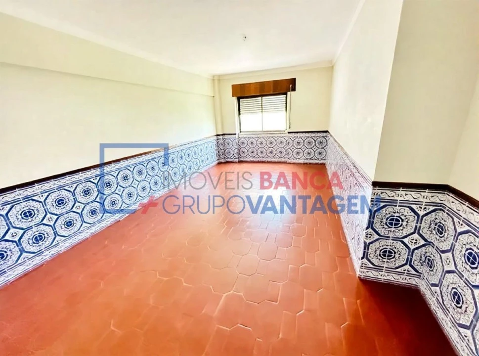 Apartamento T2 para Venda em Cacém e São Marcos Foto 8