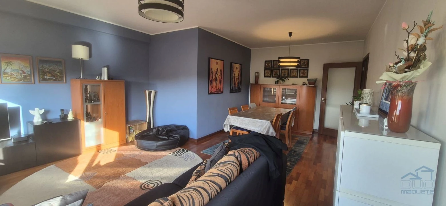 Apartamento T2 para Venda em Custóias, Leça do Balio e Guifões Foto 1