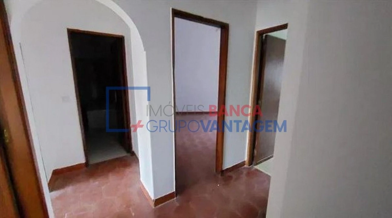 Apartamento T2 para Venda em Rio de Mouro Foto 7