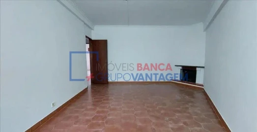 Apartamento T2 para Venda em Rio de Mouro