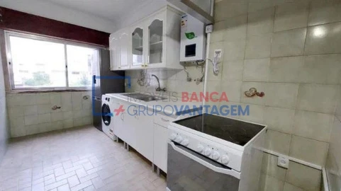 Apartamento T2 para Venda em Rio de Mouro