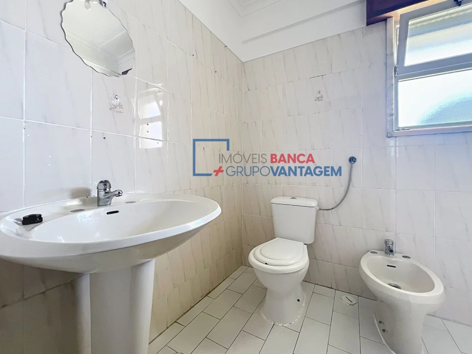 Apartamento T2 para Venda em Agualva e Mira-Sintra Foto 15