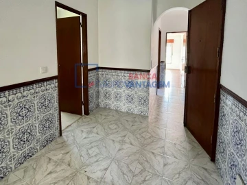 Apartamento T2 para Venda em Agualva e Mira-Sintra