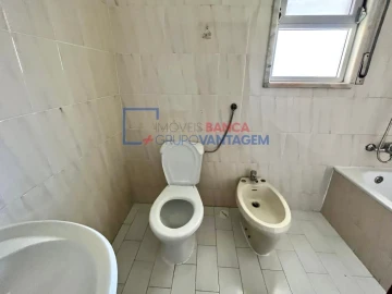 Apartamento T2 para Venda em Agualva e Mira-Sintra