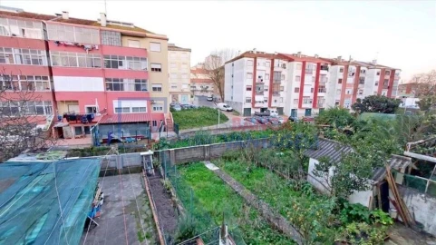 Apartamento T2 para Venda em Algueirão-Mem Martins