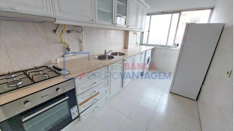Apartamento T2 para Venda em Algueirão-Mem Martins