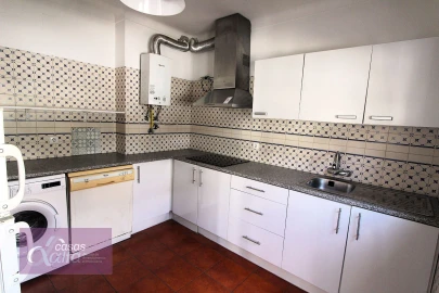 Apartamento T1 para Arrendamento em Leiria, Pousos, Barreira e Cortes