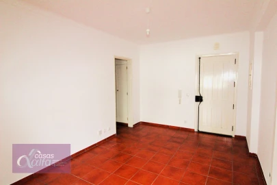 Apartamento T1 para Arrendamento em Leiria, Pousos, Barreira e Cortes