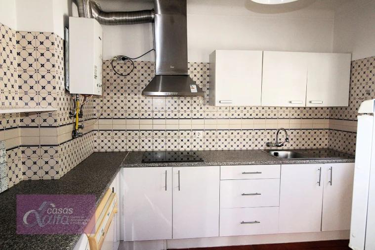 Apartamento T1 para Arrendamento em Leiria, Pousos, Barreira e Cortes Foto 3