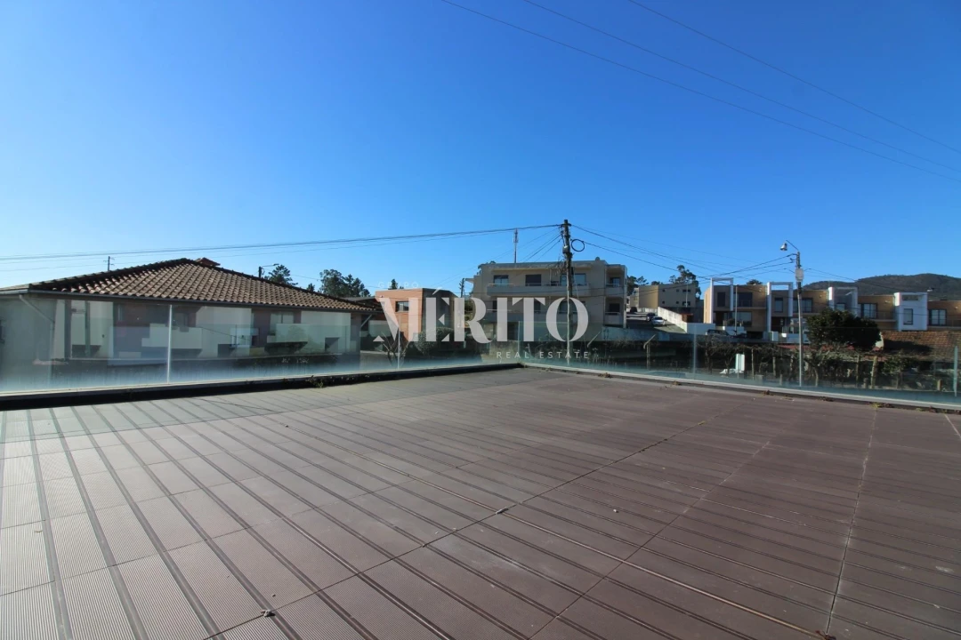 Moradia T4 para Venda em Abade de Neiva Foto 16