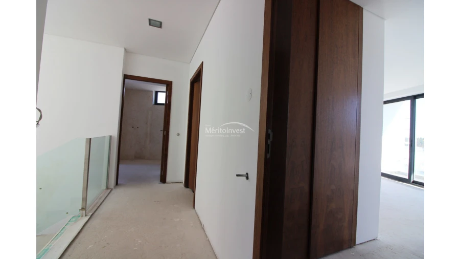 Moradia T4 para Venda em Abade de Neiva Foto 11