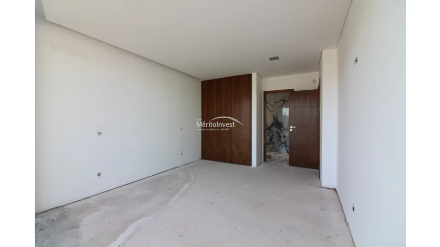 Moradia T4 para Venda em Abade de Neiva Foto 9