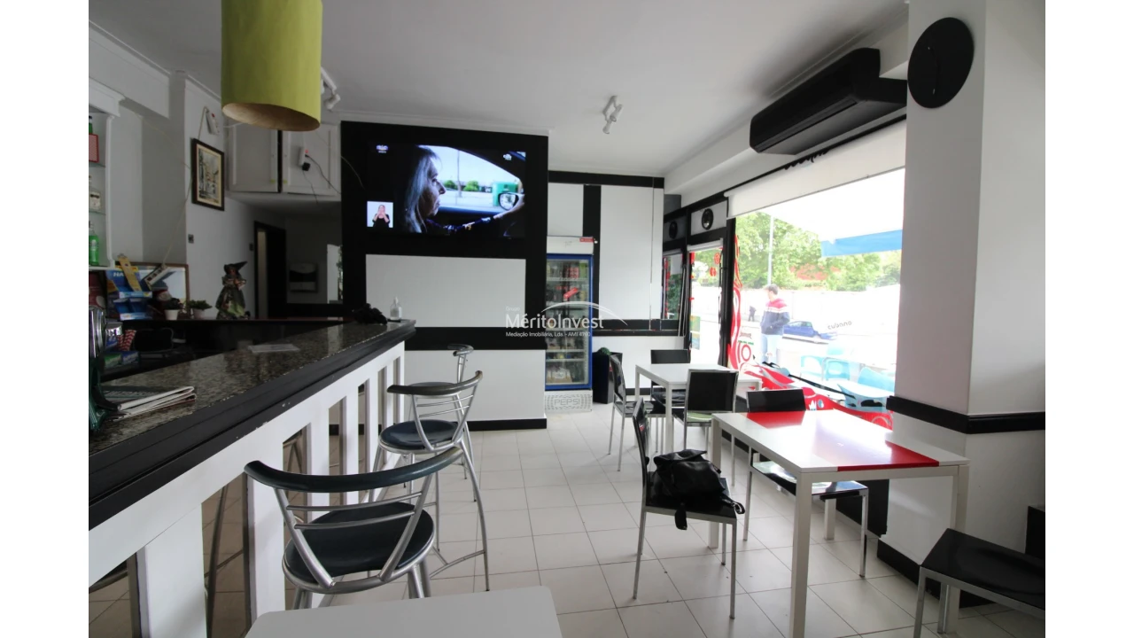 Loja para Trespasse em São Vicente (Braga) Foto 5