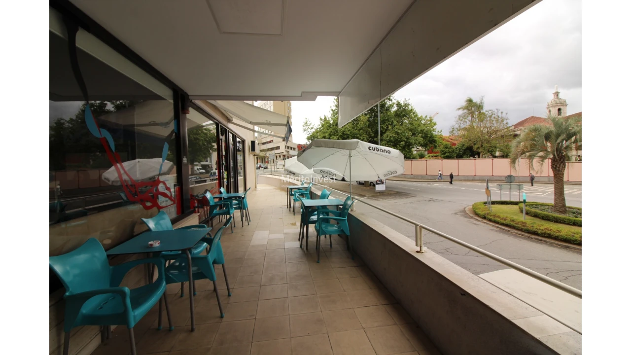 Loja para Trespasse em São Vicente (Braga) Foto 2