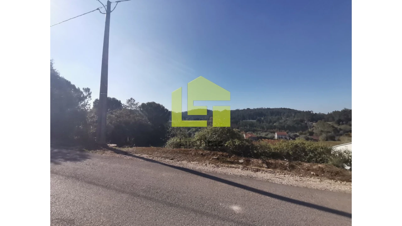 Moradia T3 para Venda em Antuzede e Vil de Matos Foto 13