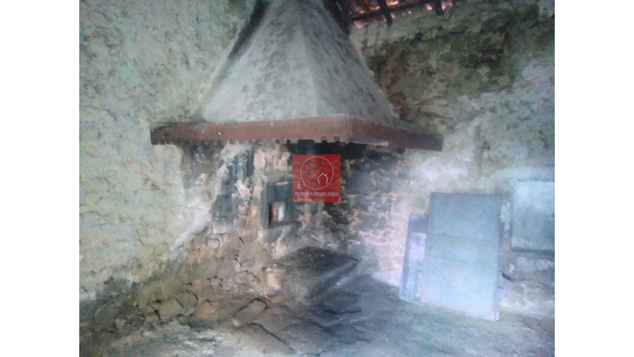 Quinta T2 para Venda em Perelhal Foto 6