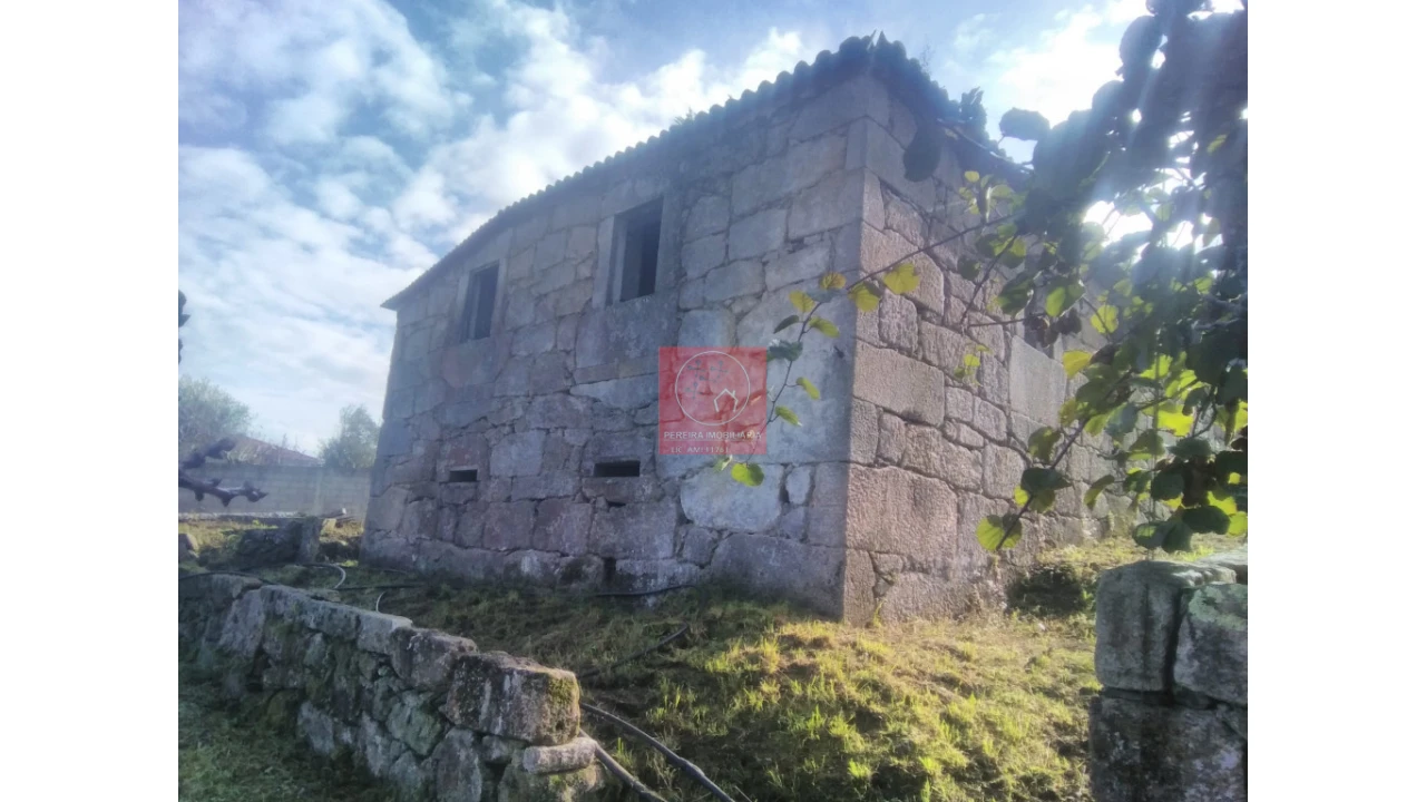 Quinta T2 para Venda em Perelhal Foto 2