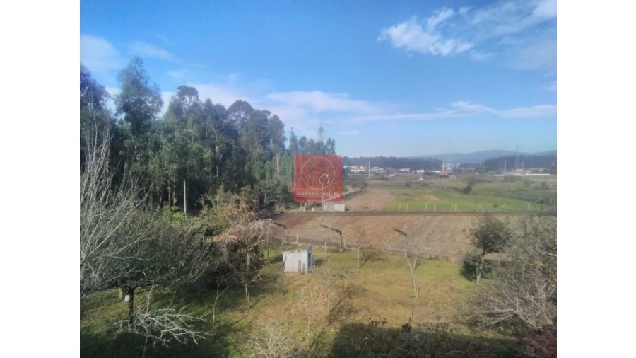 Quinta T2 para Venda em Perelhal Foto 13