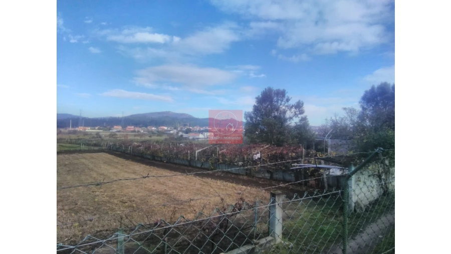 Quinta T2 para Venda em Perelhal Foto 21