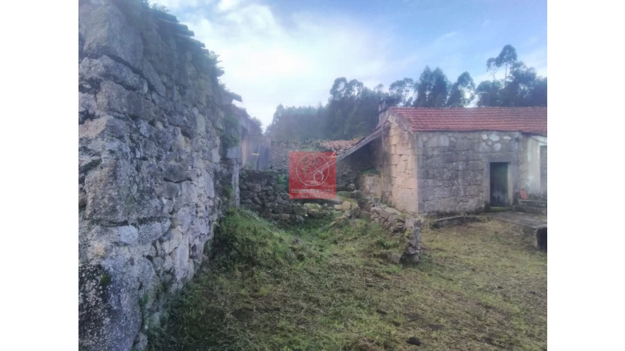 Quinta T2 para Venda em Perelhal Foto 30