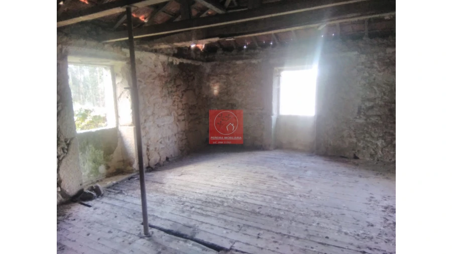 Quinta T2 para Venda em Perelhal Foto 19