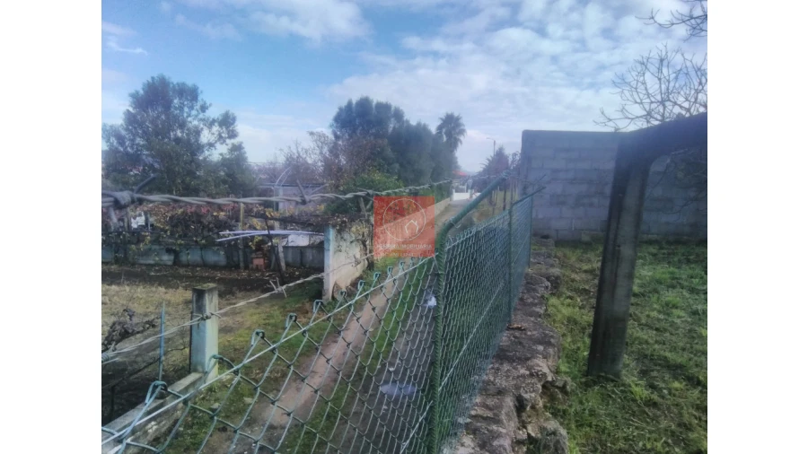 Quinta T2 para Venda em Perelhal Foto 26