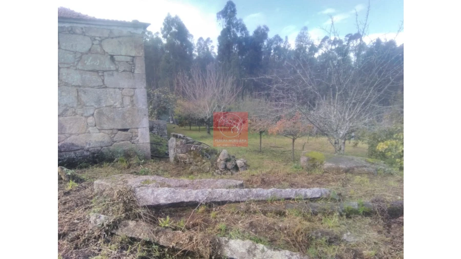 Quinta T2 para Venda em Perelhal Foto 27